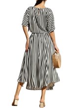 Load image into Gallery viewer, Striped Two-Piece Skirt Set
